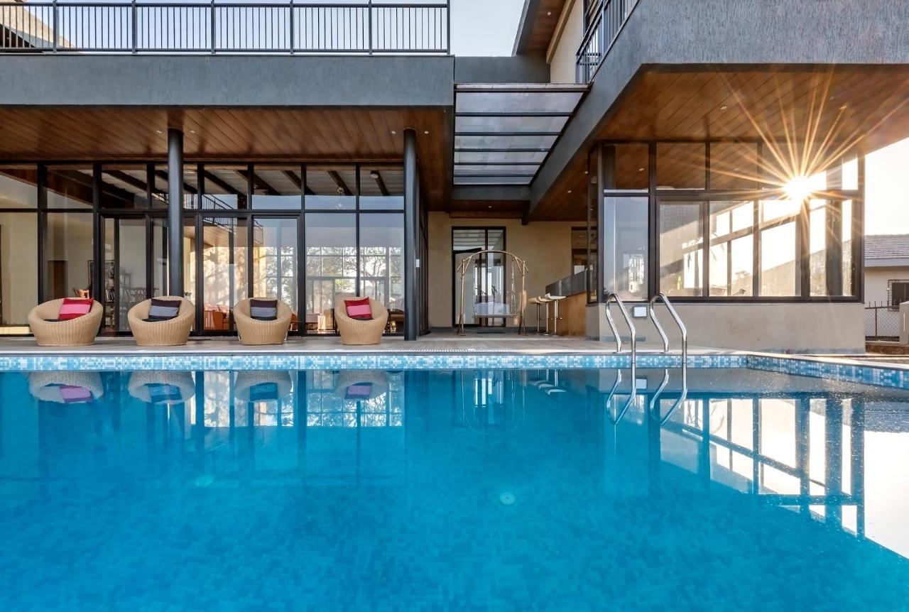 Saffronstays Falcon Hill, Lonavala - Luxury Villa With Infinity Pool Near Lion'S Point מראה חיצוני תמונה